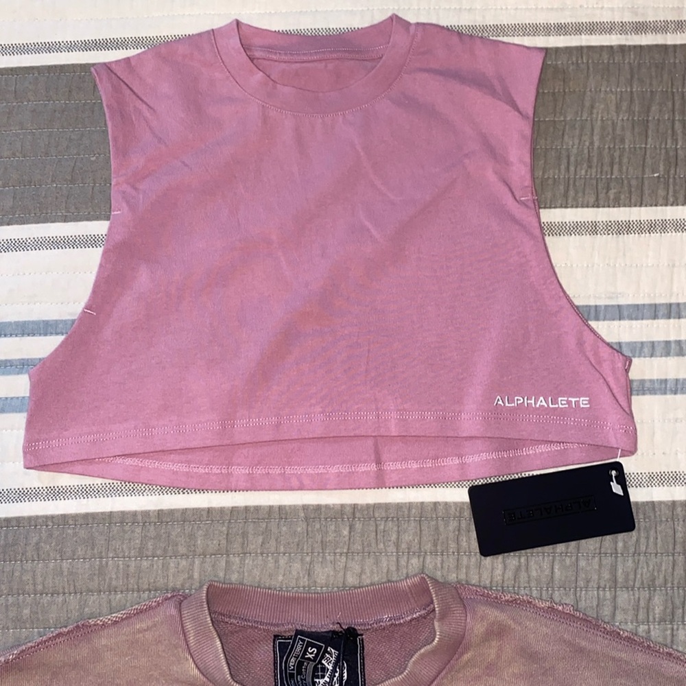 Alphalete crop sweater xs & crop top xxs nwt & green s short sleeve tank 3 piece